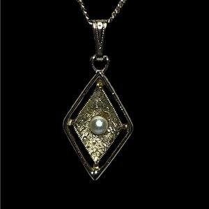 Sarah Coventry Gold Pendant Necklace